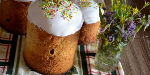 Velikonoční dort s rozinkami - perfektní recept na vynikající velikonoční dort 2021